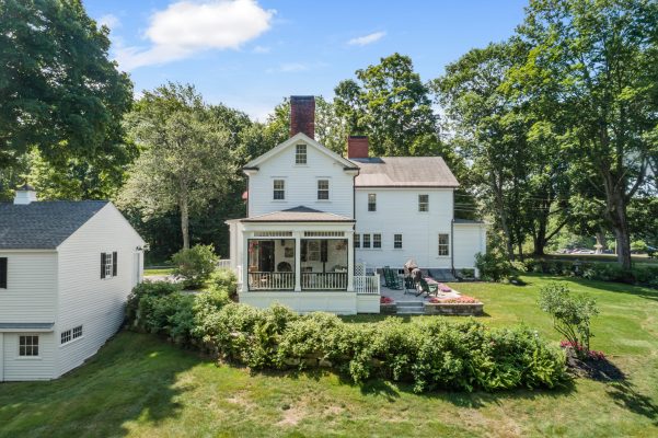 Drone 68 Summer St 42